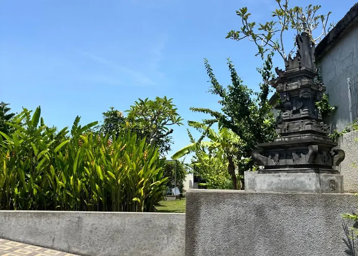Private Near Kedungu Cozy & Affordable タナロット
